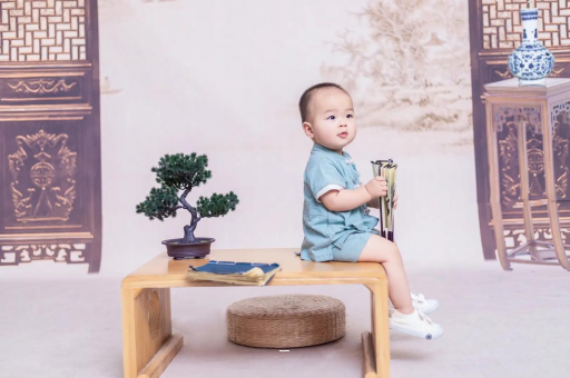 桂阳宝宝多久不用拍嗝